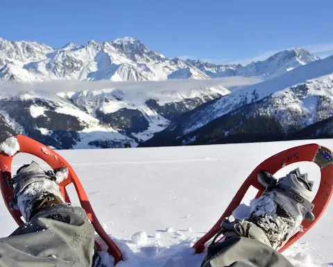 Ruta invernal con raquetas por el Mirador dels Orris