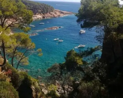 Caminos de Ronda en la Costa Brava: Tamariu a Calella de Palafrugell + Paddle Surf